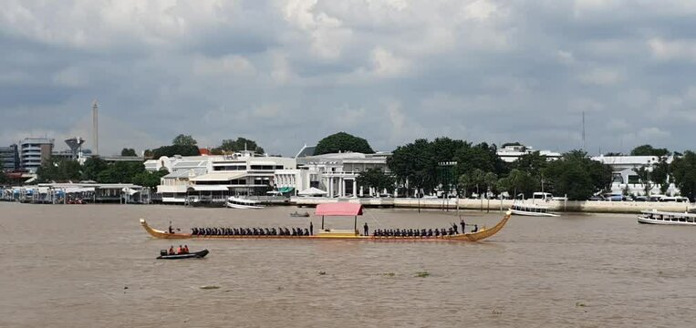 Ancient boat procession in Bangkok, Thailand, during the Kathin ceremony at Wat Arun, photographed on October 10, 2024.