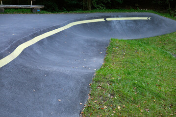Obraz premium Pumptrack in Ilsenburg Harz Ilsetal Mountainbike