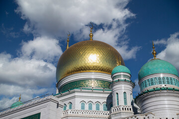 Moscow Cathedral Mosque on Mira Avenue.