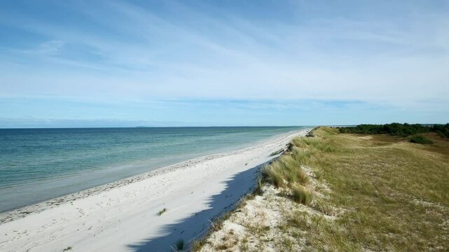 Blickrichtung Hiddenssee R&uuml;gen von der Hohen D&uuml;ne bei Zingst auf Fischland Darss