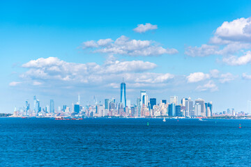 Obraz premium Manhattan skyline seen from Hudson river