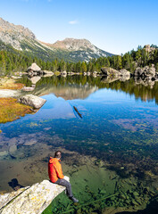 Lago della serva nel parco del Mont Avic, a Champdepraz, Valle d'Aosta