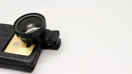 Attachable camera lens on smart phone