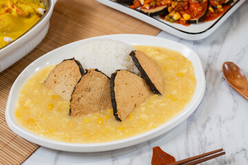 Rice with Vegetarian Fish Nuggets and Corns (with Egg)