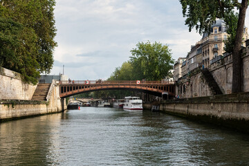 Bridges of the Seine: Parisian Architecture and Reflections