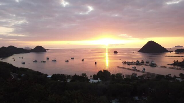 Labuan Bajo, Ost Nusa Tenggara, Flores, Indonesia, Southeast Asia.
Town Labuan Bajo at sunset, Flores, Indonesia.