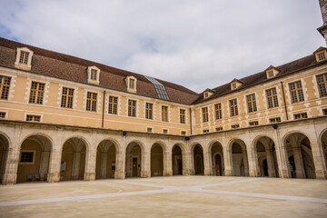 Obraz premium Abbaye et musée Saint-Germain d'Auxerre