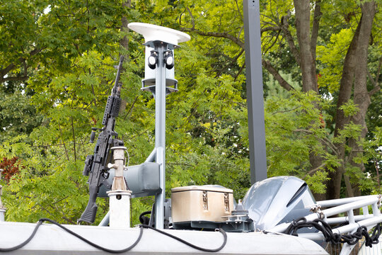 The M240 machine gun mounted on watercraft.
