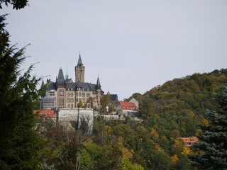 Schloß Wernigerode in Sachsen-Anhalt im Herbst