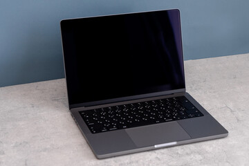 ノートPC シルバー