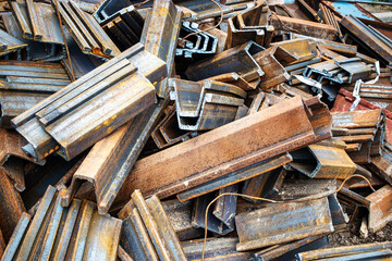 Storage of metal scraps in a recycling plant, showcasing raw materials ready for transformation and reuse in an environmentally conscious manufacturing process