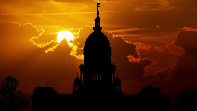 State Capitol of Illinois, Time Lapse at Sunset with Red Sun and Fiery Sky, Springfield, Illinois, USA