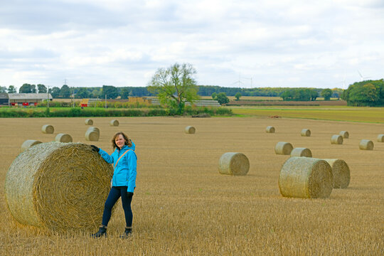 A relaxing country walk, with Adele.