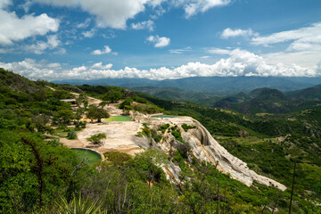 HIerve el Agua, formation géologique particulière située dans l'État de Oaxaca au Mexique
