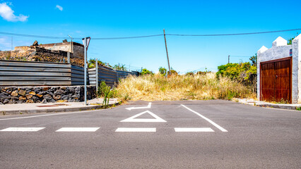 Tegueste, in the northeast of Tenerife, Impressions.

Tegueste is located in the northeast of Tenerife at the Anaga Landscape Park. The historic centre of Tegueste, which was declared a cultural asset