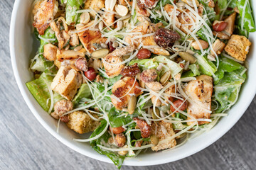 caesar salad with chicken
