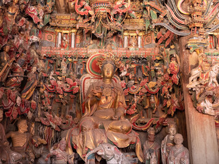 The exquisite clay sculptures in Guanyin Hall