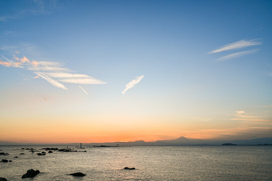 神奈川県葉山町森戸海岸からの夕日