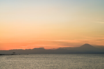 神奈川県葉山町森戸海岸からの夕日