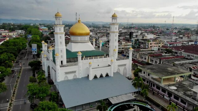 Aerial video of the beauty of the grand mosque in the center of Langsa city, Aceh
