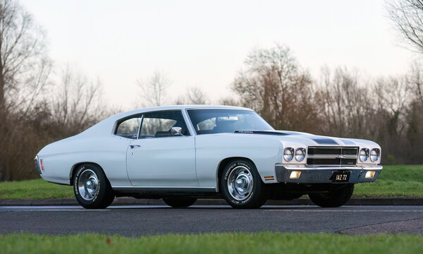 1970 white Chevrolet Chevelle  car