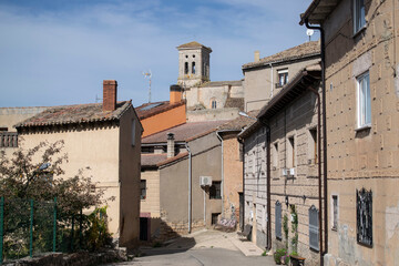 Iglesia de Pampliega (España) vista desde sus calles