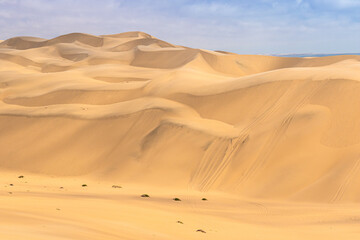 Sandwich Harbour in Namibia - eine Landschaft zwischen riesigen Dünen, Wüste und dem Atlantik