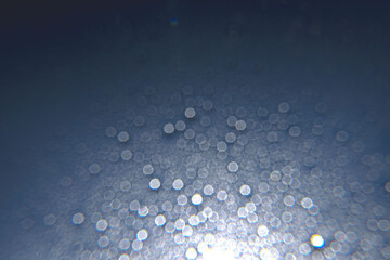 【水滴】青空をバックにした水滴撮影　光りの反射【空】