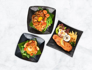 local cook live fresh catfish seafood fish chicken pork meat with spicy red dry chili curry sauce and vegetable rice asian Chinese banquet halal seafood steamboat cafe restaurant menu set combo crop