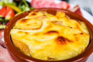 Gratin au fromage à raclette