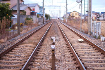 奈良県の田原本町から近鉄橿原線を見る