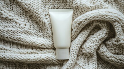 Soft Winter Setting with Blank Cream Tube