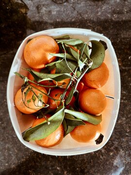 Naranjas reci&eacute;n cogidas
