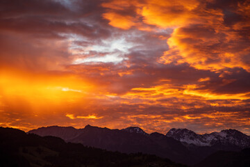 Allgäu - Sonnenaufgang - Berge - Alpen - Abendrot - Alpenglühen