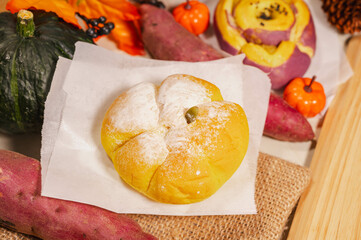 パンプキンクリームパン