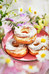 Delicious cream puff rings (choux pastry)