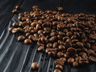 Roasted Coffee Beans with Rich Aroma and Caffeine for Fresh Espresso and Cappuccino