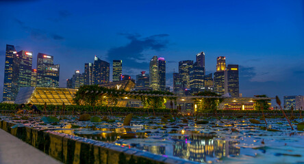 Fototapeta premium Asia; Singapore 20 October 2023; Singapore skyline at the Marina at night, Singapore, Southeast Asia, 