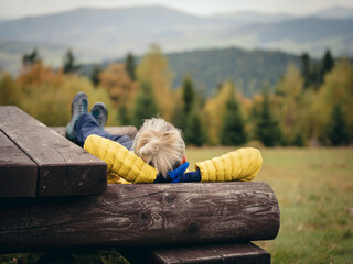 Beskid wyspowy. Góry. Podróże. Wyprawa górska. Wędrówka. 