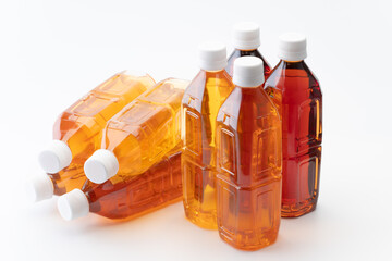 色々な種類のお茶のペットボトル