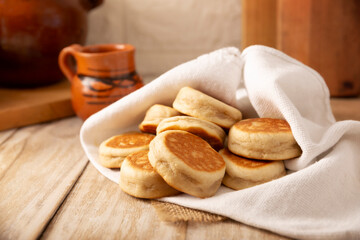 Gorditas de Nata. Cream Gorditas, Mexican street snack, is an easy recipe made with wheat flour, cream, sugar and cinnamon, sweet bread similar in shape to an English muffin, eaten as a dessert.