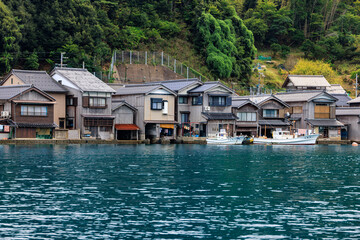 Fototapeta premium 伊根の舟屋 