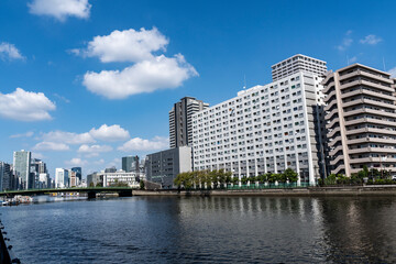 Obraz premium 東京品川 運河沿いの風景