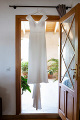 boda, traje, accesorios, reloj, botones, familia, recuerdos, chaleco, chaqueta, zapatos, ramillete, prendido, corbata, gemelos, novio, novia, marido, mujer, ramo, collar, pendientes, gafas, tacones, p