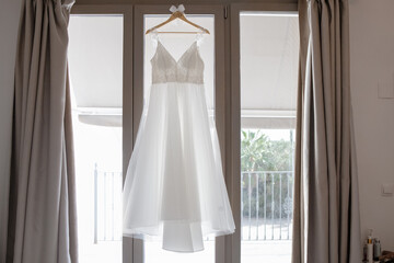 boda, traje, accesorios, reloj, botones, familia, recuerdos, chaleco, chaqueta, zapatos, ramillete, prendido, corbata, gemelos, novio, novia, marido, mujer, ramo, collar, pendientes, gafas, tacones, p