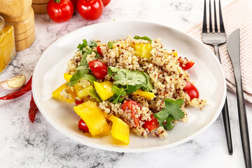 Dietary vegetarian quinoa with vegetables