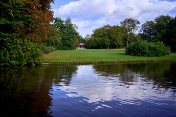 Fototapeta premium Copenhagen's Frederiksberg Park in early autumn