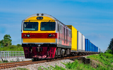 Obraz premium freight Container train num 778 at Prachuap Khiri Khan