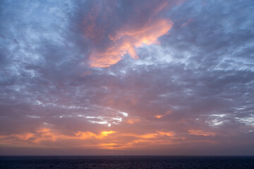 Obraz premium Schöner Sonnenaufgang am Atlantik / Kanarische Inseln