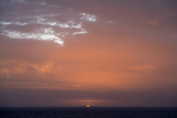 Sch&ouml;ner Sonnenaufgang am Atlantik / Kanarische Inseln